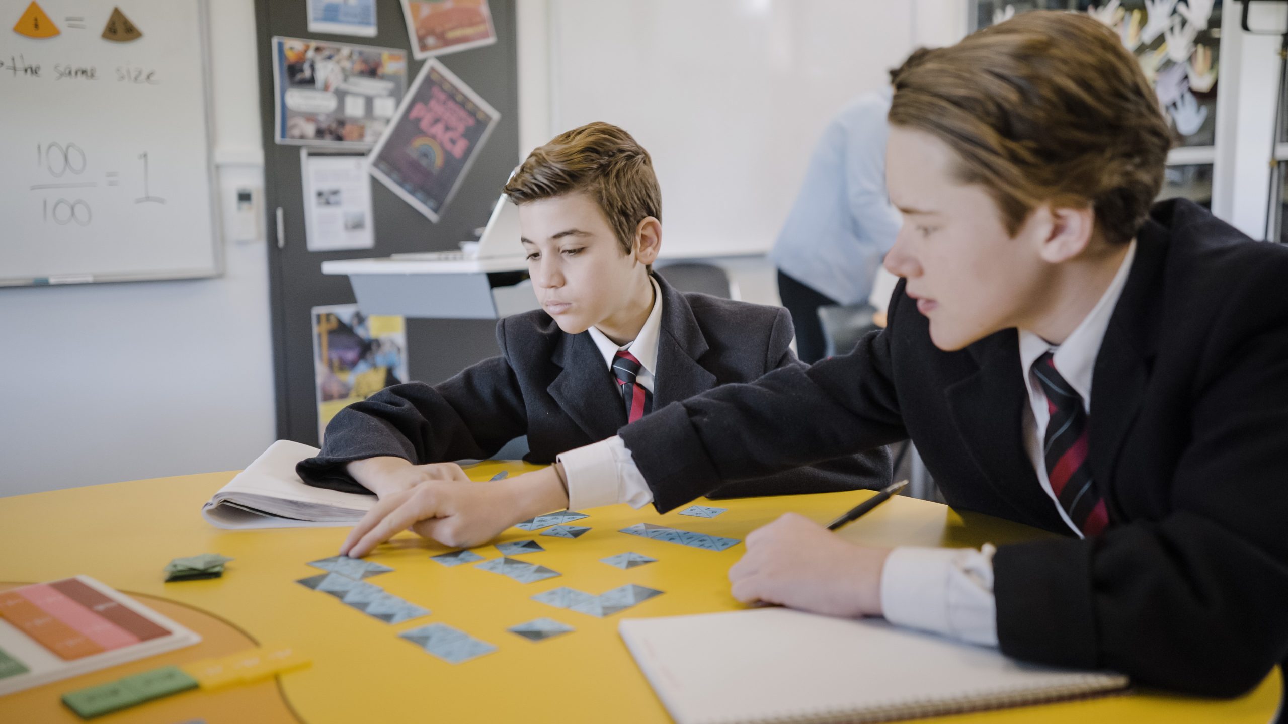 Students engaging in culturally responsive maths activity